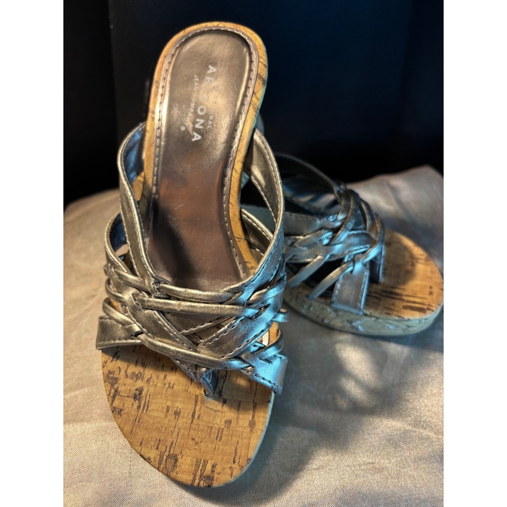Arizona Jean Company Womens Metallic Silver Strappy Cork Wedge Sandals Size 8M